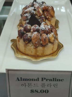 COIN DE RUE dessert cafe by null