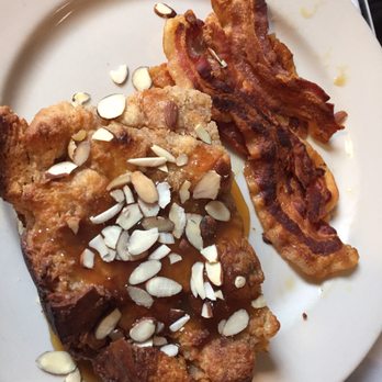 Smithfield Gourmet Bakery And Cafe - French toast casserole - Bakeries Near Me - Smithfield, Virginia