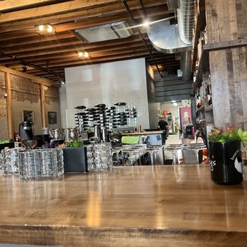 Wiley's Downtown Bistro - Bar - New American Near Me - Spokane, Washington