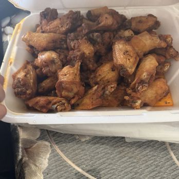 Johnny Mac's Restaurant & Bar - Mild Jumbo Wings 5 lbs. (35 Wings) - Pizza Near Me - Henderson, Nevada