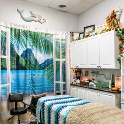 A Touch of Aloha Spa and Lashes