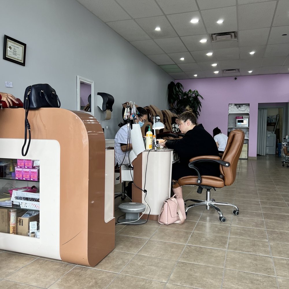 Ongles Happy Nails - Nail Salons Near Me - Vaudreuil-Dorion, Quebec