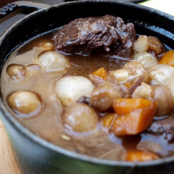 La Cave Gourmande - Beef bourguignon - Bistros Near Me - Paris, 75 La Cave Gourmande - Beef bourguignon - Bistros Near Me - Paris, 75