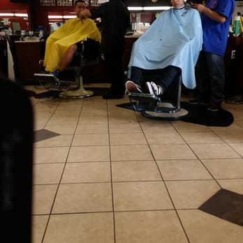 Rio's Barber Shop - Great people working here! - Barbers Near Me - Chatsworth, California Rio's Barber Shop - Great people working here! - Barbers Near Me - Chatsworth, California
