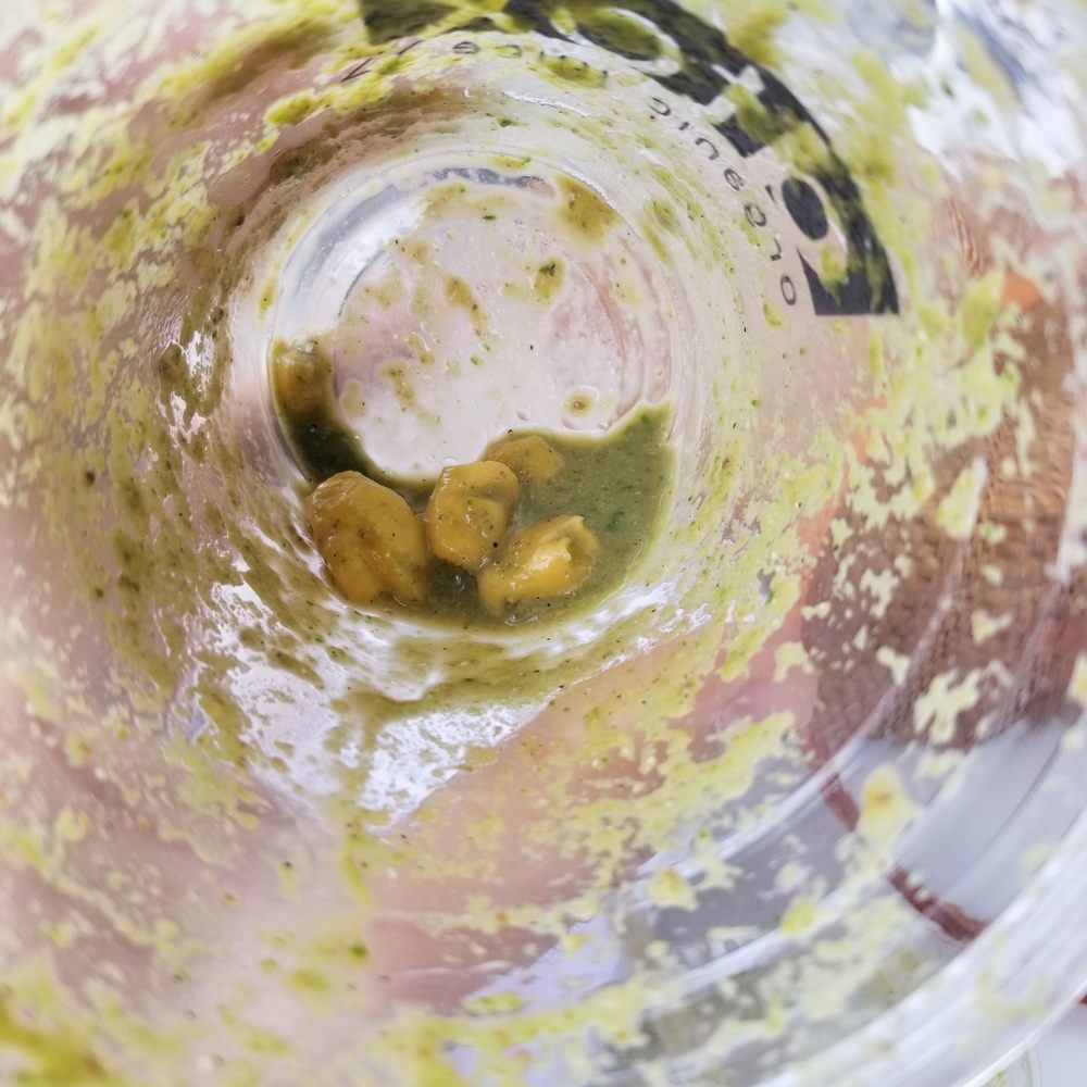 Fruit chunks still at bottom. Not fully blended Fruit chunks still at bottom. Not fully blended