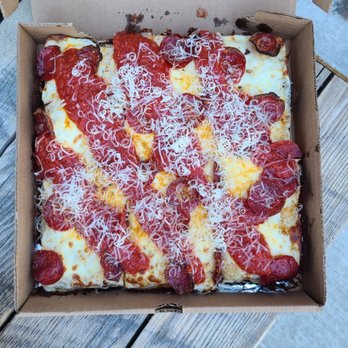 Down North Pizza - Roc da mic - Pizza Near Me - Philadelphia, Pennsylvania