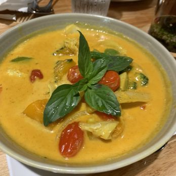 Basil & Co - Yellow Pumpkin Curry - Thai Near Me - Diamond Bar, California