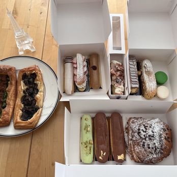 ID-Eclair - Bakeries Near Me - Pasadena, California