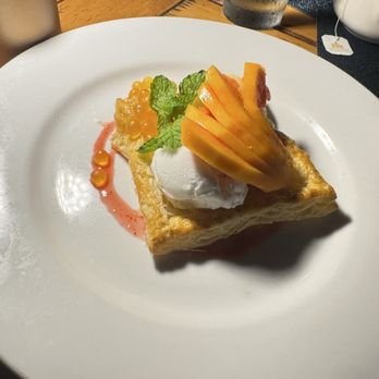 Hualani's - Papaya dessert - Hawaiian Near Me - Lihue, Hawaii