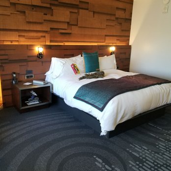 W Seattle - Stunning room at the W hotel. - Hotels Near Me - Seattle, Washington W Seattle - Stunning room at the W hotel. - Hotels Near Me - Seattle, Washington