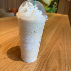 Starbucks - Large Peppermint Frappuccino