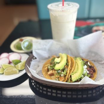 La Catrina Mexican Tacos - Chorizo taco with horchata - Mexican Near Me - Indianapolis, Indiana La Catrina Mexican Tacos - Chorizo taco with horchata - Mexican Near Me - Indianapolis, Indiana