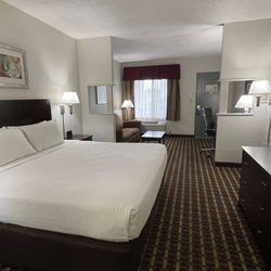 Best Western of Clewiston - King Room Mini Suite