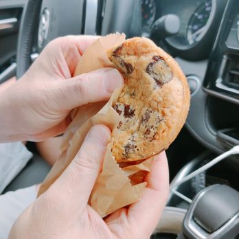 Bree'osh - Montecito - Chocolate chip cookie - Coffee & Tea Near Me - Santa Barbara, California Bree'osh - Montecito - Chocolate chip cookie - Coffee & Tea Near Me - Santa Barbara, California