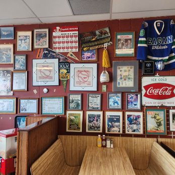 Hovie's - Sports memorabilia - Breakfast & Brunch Near Me - Eagan, Minnesota