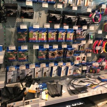 Fressnapf - Fressnapf - Pet Stores Near Me - Zwickau, SN