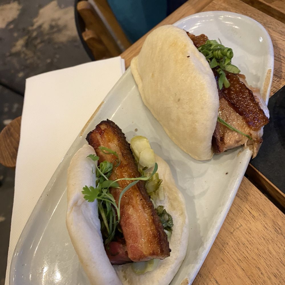 Piko Kitchen + Bar - Pork Belly Bao Buns - Cocktail Bars Near Me - Honolulu, Hawaii Piko Kitchen + Bar - Pork Belly Bao Buns - Cocktail Bars Near Me - Honolulu, Hawaii