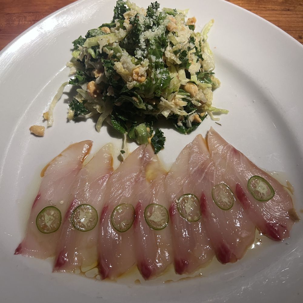Houston's Restaurant - Yellowtail Sashimi Salad - New American Near Me - Irvine, California