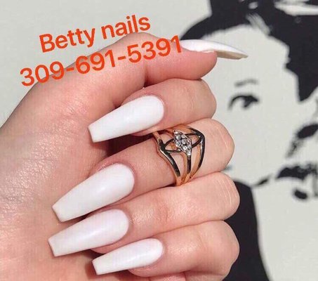 Betty Nails, 7330 N University St, Peoria, IL 61614, US