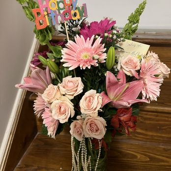 Ana's Florist & Gifts - Roses and flowers - Florists Near Me - Middletown, New Jersey Ana's Florist & Gifts - Roses and flowers - Florists Near Me - Middletown, New Jersey
