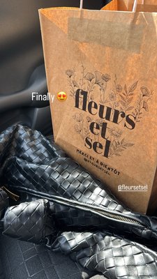 Fleurs et Sel by null