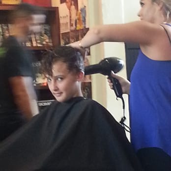 Fellow Barber - Tera cutting my son's hair. I showed her a picture and she duplicated it exactly! - Barbers Near Me - Los Angeles, California Fellow Barber - Tera cutting my son's hair. I showed her a picture and she duplicated it exactly! - Barbers Near Me - Los Angeles, California