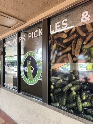 New York Pickles & Company by null
