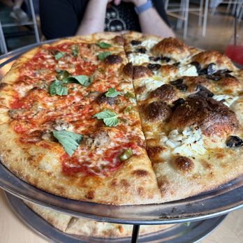 Greenside Pizzeria - Pizza Near Me - Louisville, Kentucky