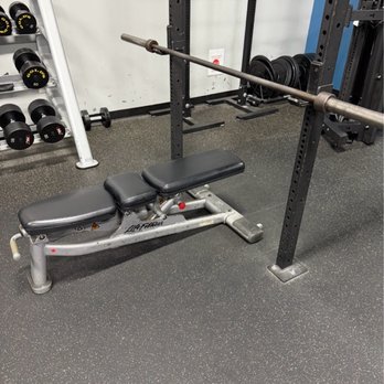 Gold's Gym - Gyms Near Me - Fredericksburg, Virginia