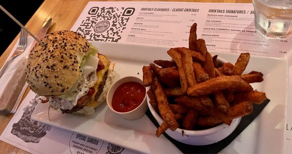 Burger Bar Crescent by null