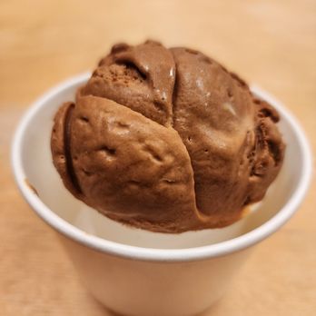 Toscanini's Ice Cream - a bowl of chocolate ice cream - Ice Cream & Frozen Yogurt Near Me - Cambridge, Massachusetts