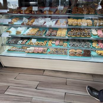 S&L Donut - Springfield - Donuts Near Me - Springfield, Missouri S&L Donut - Springfield - Donuts Near Me - Springfield, Missouri