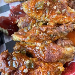 Heavenly Wings - Volcano wings, better than wing stop