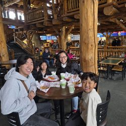 Lodge Of Ten Peaks