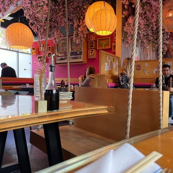 Lucky Robot Restaurant - Sushi Bars Near Me - Austin, Texas Lucky Robot Restaurant - Sushi Bars Near Me - Austin, Texas