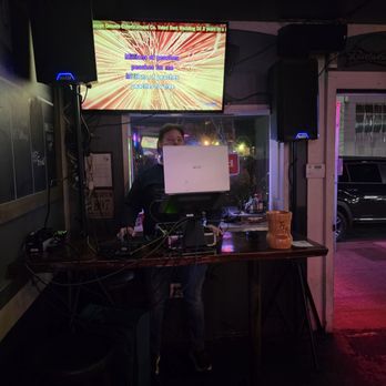 Bumpy's Tavern - DJ Booth - Bars Near Me - Puyallup, Washington Bumpy's Tavern - DJ Booth - Bars Near Me - Puyallup, Washington