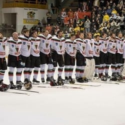 Patinoire Guy-Boissière - Les polonais lors de la coupe d'Europe