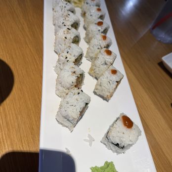 Sully's Erumi Sushi - Spicy scallop (on the right)  Spicy yellowtail (on the left) - Sushi Bars Near Me - Glendale, Arizona