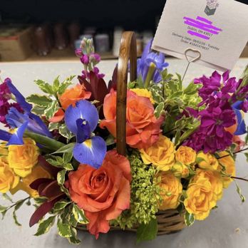 The Bloom Box - Brilliance by BloomNation - Florists Near Me - Dublin, Ohio