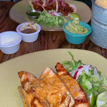 El Camion - Mexican Near Me - New York, New York El Camion - Mexican Near Me - New York, New York