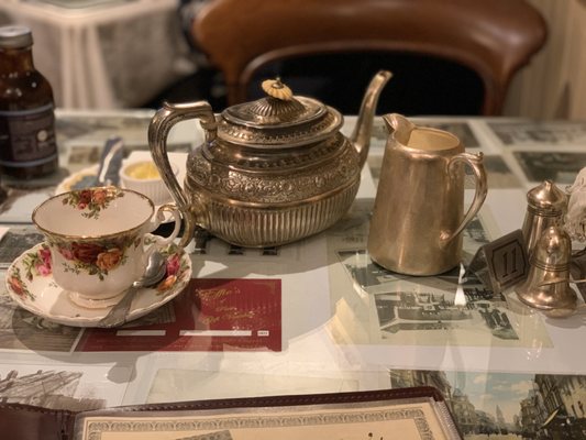 Effies of Perth by null