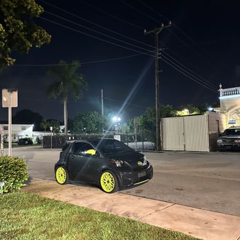 Versailles - Super cute vroom vroom Sion - Cuban Near Me - Miami, Florida Versailles - Super cute vroom vroom Sion - Cuban Near Me - Miami, Florida
