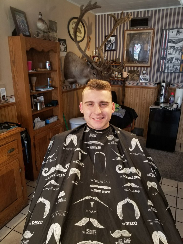 KEN’S APPOINTMENT BARBER SHOP Updated September 2024 713 Rose St