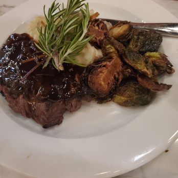 Taproot Tavern - Hanger steak - Steakhouses Near Me - Farmville, Virginia
