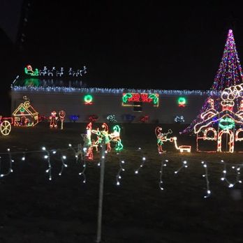 Piper Lights - Christmas Holiday Lights - Santa's Fix It shop and Wake Forests Polar Express - Train ride for the little Kiddos - Holiday Decorations Near Me - Wake Forest, North Carolina Piper Lights - Christmas Holiday Lights - Santa's Fix It shop and Wake Forests Polar Express - Train ride for the little Kiddos - Holiday Decorations Near Me - Wake Forest, North Carolina