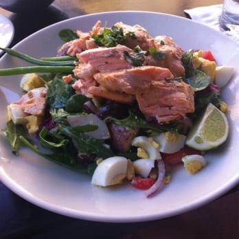 Balans - Salmon Nicoise - New American Near Me - Miami Beach, Florida Balans - Salmon Nicoise - New American Near Me - Miami Beach, Florida