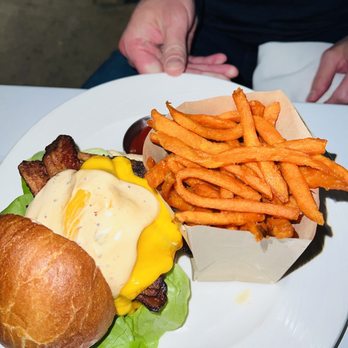 Chandler's Oceanfront Dining - New American Near Me - Carlsbad, California