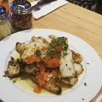 Fred's Bar & Grill - Grilled Calamari - Sports Bars Near Me - Mississauga, Ontario