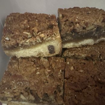 Dessert Gallery - Pecan bars - Desserts Near Me - Houston, Texas Dessert Gallery - Pecan bars - Desserts Near Me - Houston, Texas