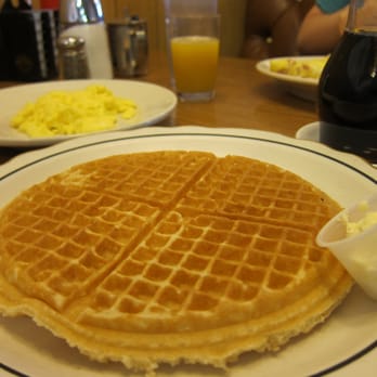 Sams Cafe - Breakfast & Brunch Near Me - Half Moon Bay, California